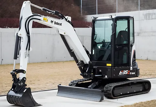 Bobcat E35z mini digger